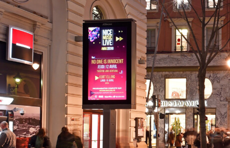 86" BoldVu® mounted atop a pole in Nice, France