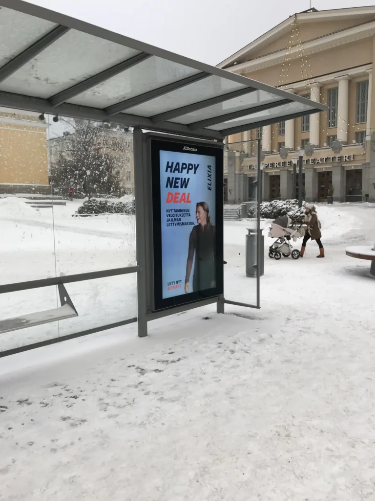 86″ Helsinki Street Furniture