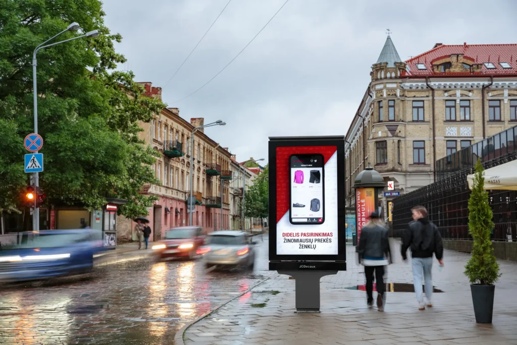 86″ Vilnius Lithuania Free Standing