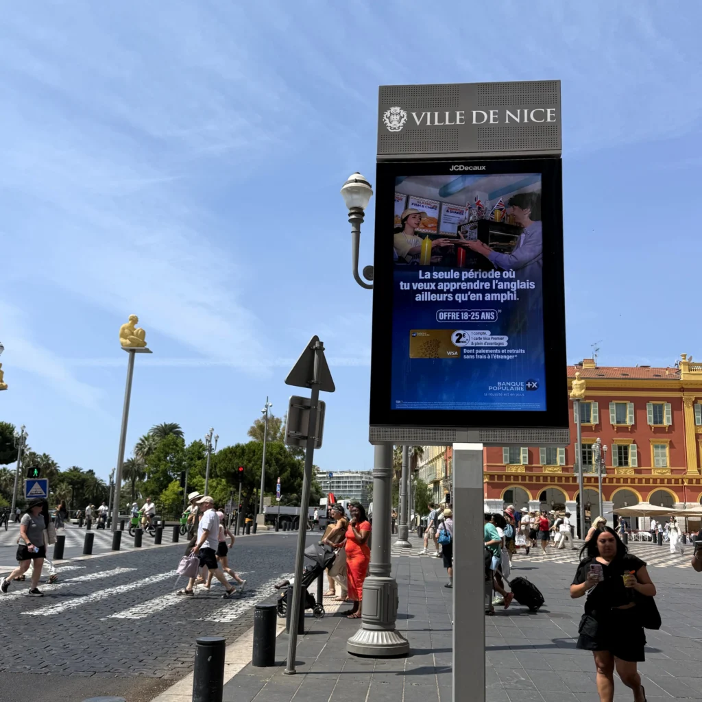 86″ Nice France Pole Mount